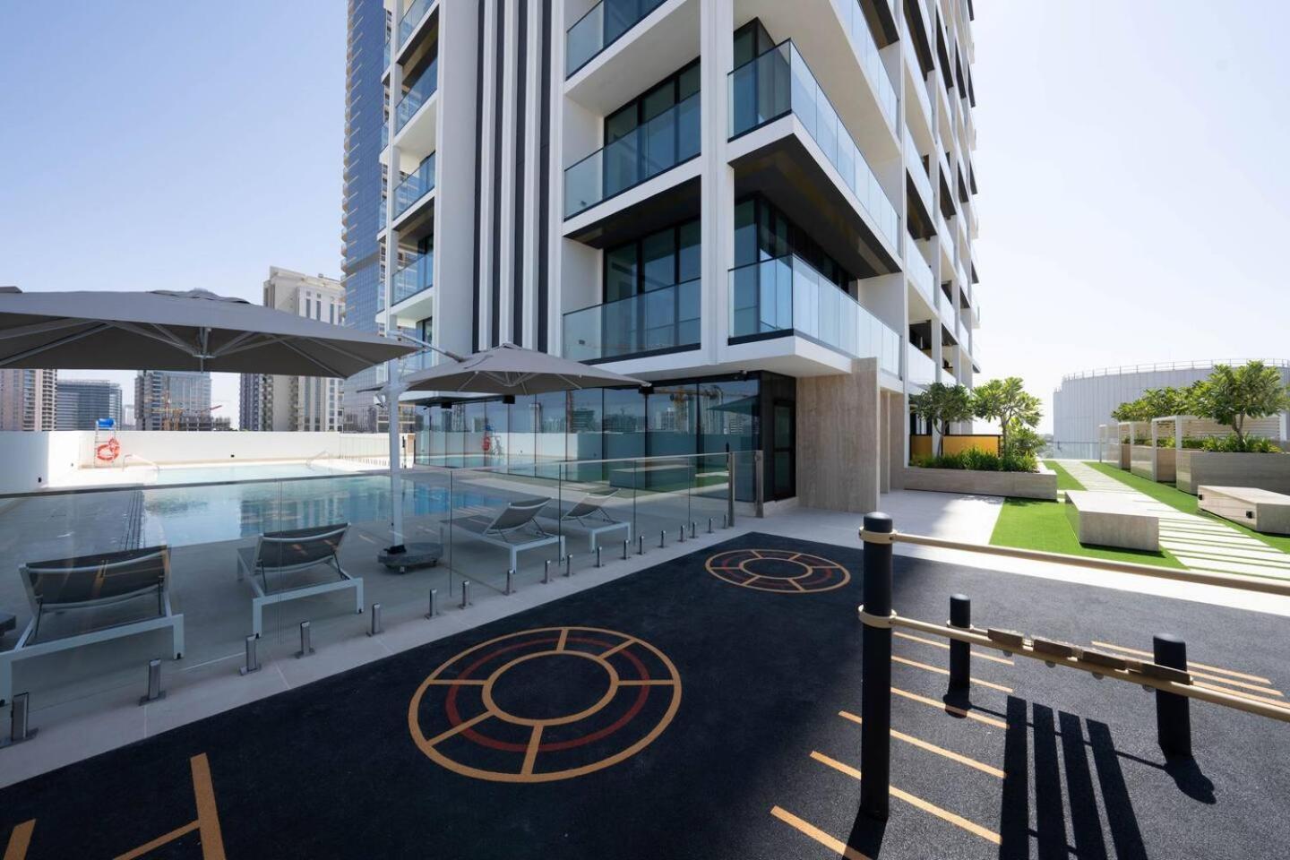 Apartment Smart 1br In Jvc With Premium Furniture *